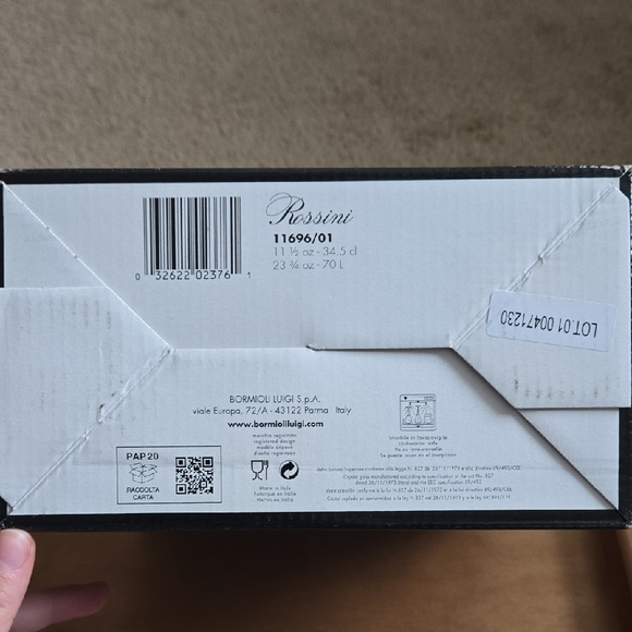 Clear Glass Decanter Set of 3 - Picture 6 of 7